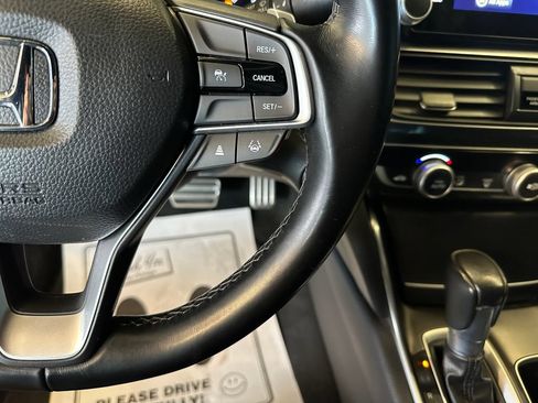 Used 2022 Honda Accord Sport image 12