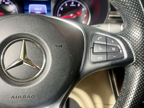 Used 2017 Mercedes-Benz GLC 300 image 19