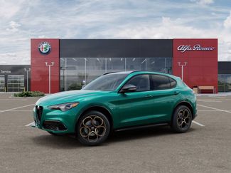 New 2025 Alfa Romeo Stelvio Sprint AWD/4WD video 2