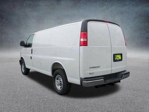 New 2026 Chevrolet Express 2500 w/ Driver Convenience Package image 6