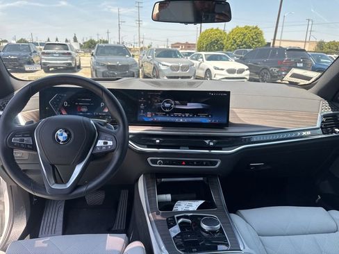 Used 2026 BMW X5 sDrive40i RWD image 16