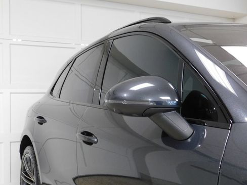 Used 2021 Porsche Macan GTS AWD/4WD image 8