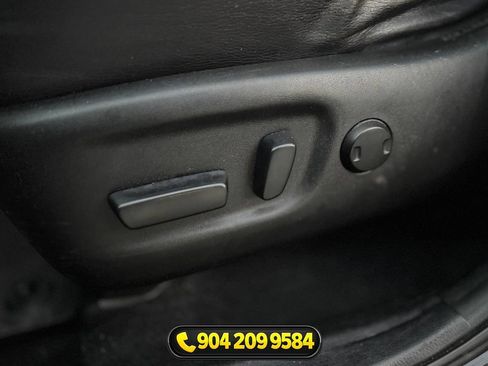 Used 2016 Toyota RAV4 Limited FWD image 31