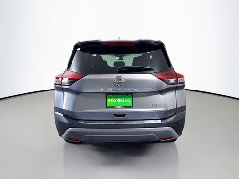 Used 2023 Nissan Rogue SV image 8