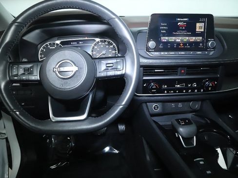 Certified 2023 Nissan Rogue SV w/ SV Premium B Package AWD/4WD image 30
