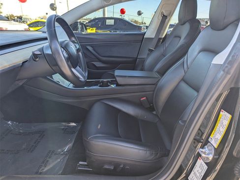 Used 2018 Tesla Model 3 Long Range image 10