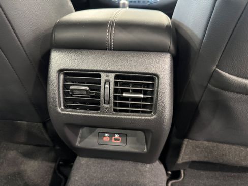 Used 2023 Nissan Altima 2.5 SL FWD image 12