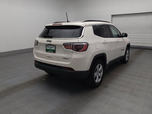 Used 2018 Jeep Compass Latitude w/ Popular Equipment Group FWD image 9