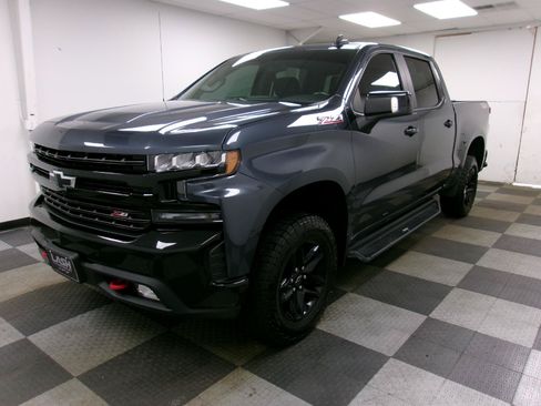 Used 2021 Chevrolet Silverado 1500 LT Trail Boss w/ Convenience Package II AWD/4WD image 1