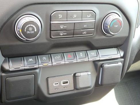 New 2026 Chevrolet Silverado 1500 Custom w/ LPO, Dark Essentials Package RWD image 17