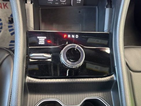 Used 2025 Jeep Grand Cherokee L Limited w/ Luxury Tech Group II image 34