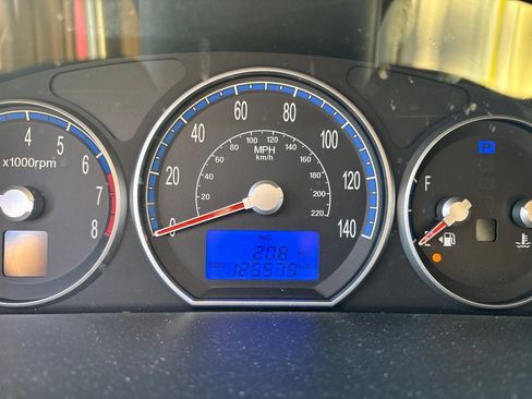 Used 2008 Hyundai Santa Fe SE FWD image 20