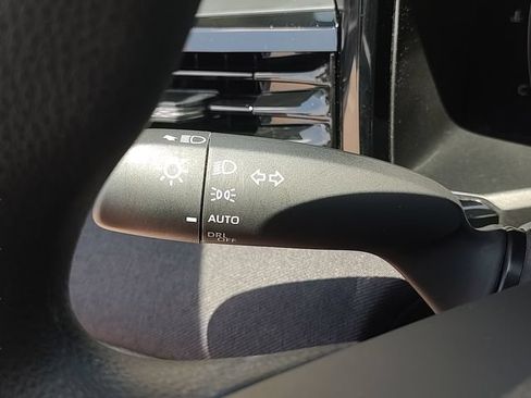 Used 2025 Toyota Camry LE FWD image 22