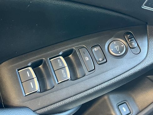 Used 2019 Honda Accord Touring image 14