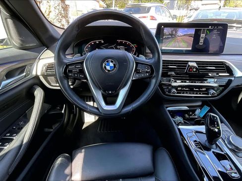 Used 2023 BMW 540i xDrive 540i xDrive w/ Premium Package image 6