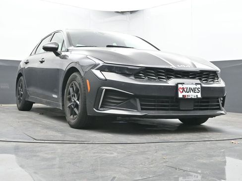 Used 2025 Kia K5 LXS FWD image 43