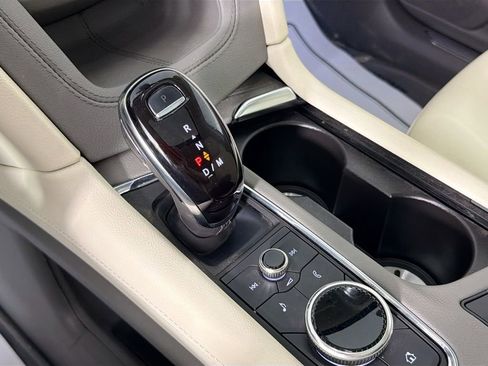 Used 2022 Cadillac XT5 Premium Luxury image 16