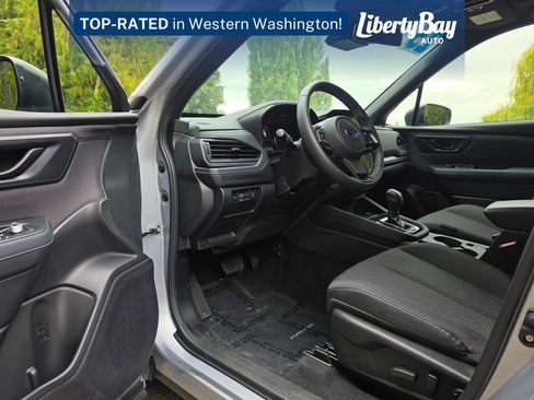 Used 2025 Subaru Forester Premium AWD/4WD image 10