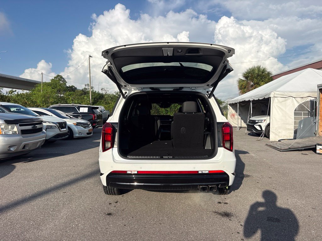 Used 2024 Hyundai Palisade Calligraphy AWD/4WD image 16