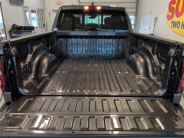 New 2026 RAM 1500 Big Horn w/ Night Edition AWD/4WD image 34