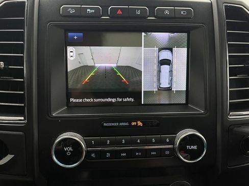 Used 2020 Ford Expedition Max Limited w/ Equipment Group 302A AWD/4WD image 4