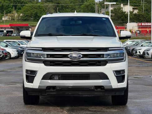 Used 2022 Ford Expedition Max Limited AWD/4WD image 2