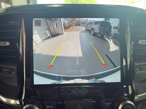 Used 2022 RAM 1500 Laramie image 25