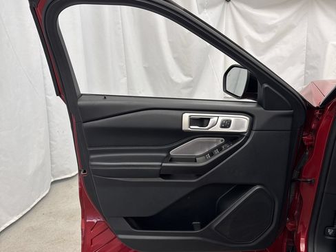 Used 2020 Ford Explorer ST w/ Premium Technology Package AWD/4WD image 11