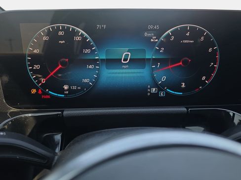 Used 2023 Mercedes-Benz GLA 250 4MATIC image 19