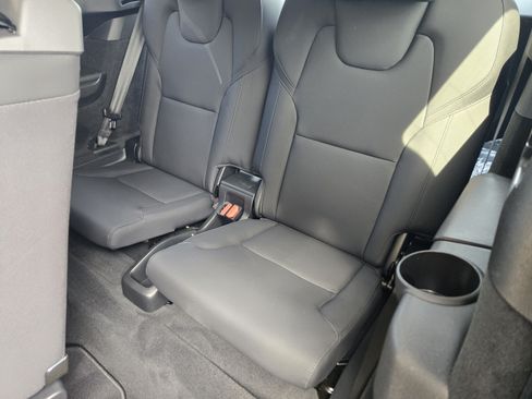 Used 2026 Volvo XC90 B6 Plus w/ Protection Package Premier AWD/4WD image 30