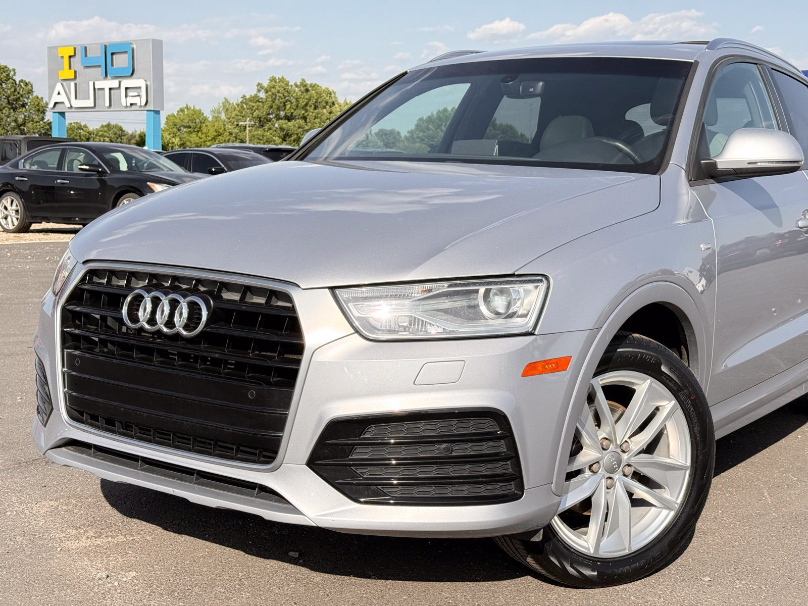 Used 2018 Audi Q3 2.0T Premium FWD image 2