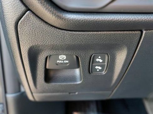 Used 2025 RAM 1500 Big Horn AWD/4WD image 22