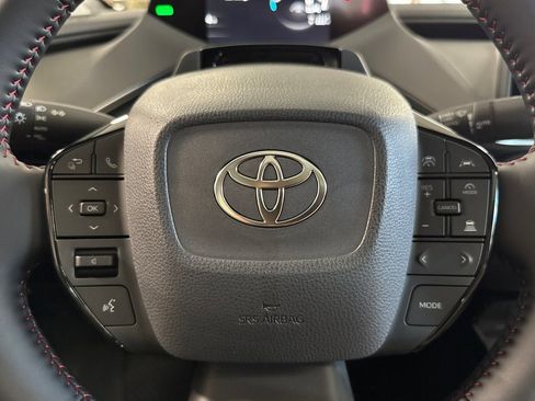 New 2026 Toyota Prius Plug-In Hybrid FWD image 27