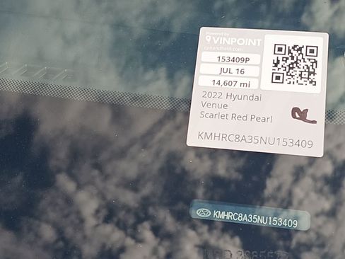 Certified 2022 Hyundai Venue SEL FWD image 24