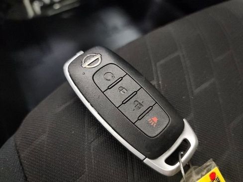 Used 2024 Nissan Kicks SR FWD image 31