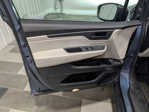 Used 2026 Honda Odyssey EX-L image 14