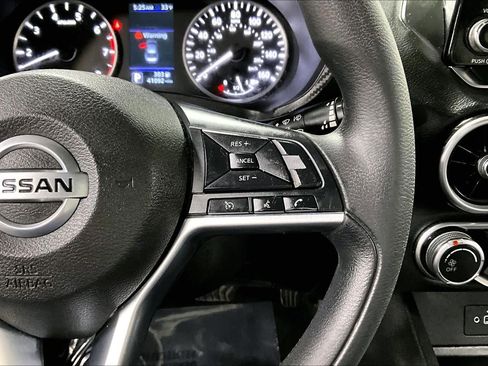 Used 2020 Nissan Sentra S image 24