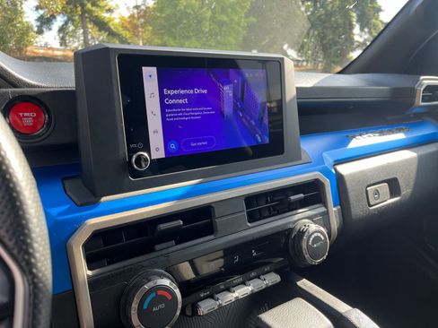 Used 2024 Toyota Tacoma TRD Sport image 20