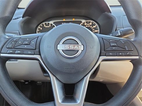 Used 2024 Nissan Altima 2.5 SV image 20