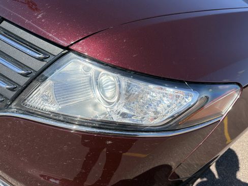 Used 2017 Lincoln MKT AWD w/ Technology Package image 6