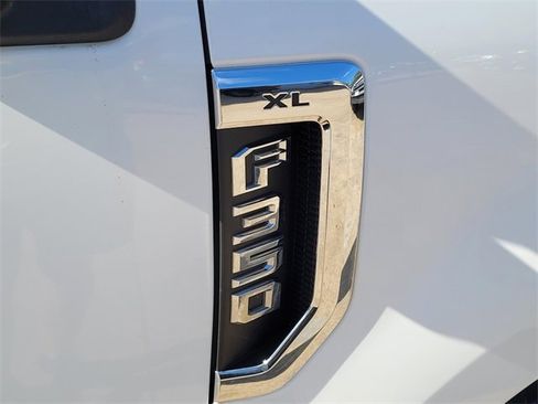 Used 2019 Ford F350 XL w/ Power Equipment Group image 10