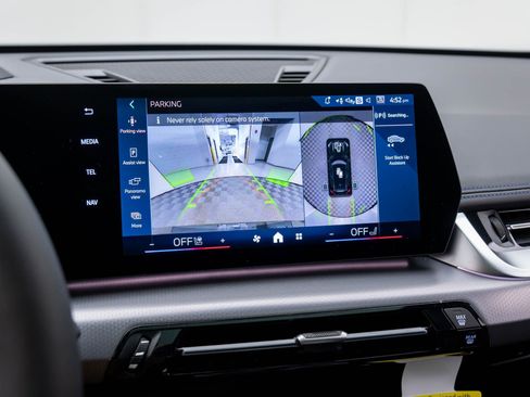 New 2025 BMW X1 xDrive28i w/ Technology Package image 24