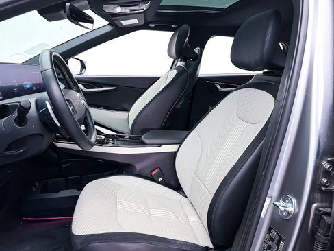 Certified 2024 Kia EV6 GT-Line w/ GT-Line White Seat Package RWD image 20