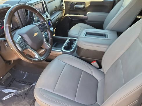 Used 2021 Chevrolet Silverado 2500 LTZ w/ LTZ Convenience Package AWD/4WD image 12