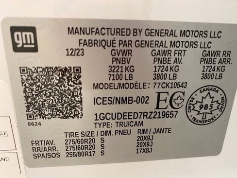 Used 2024 Chevrolet Silverado 1500 RST w/ Protection Package AWD/4WD image 40