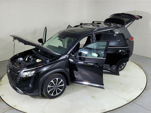 New 2026 Nissan Pathfinder Platinum image 25