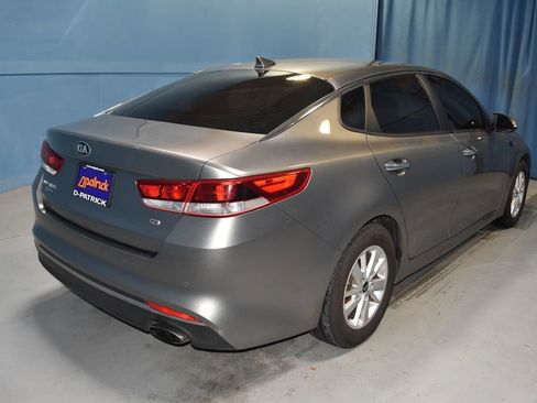 Used 2018 Kia Optima LX image 24