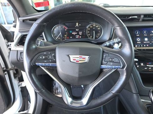Used 2020 Cadillac XT6 Sport image 30