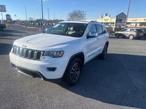 Used 2021 Jeep Grand Cherokee Limited image 3