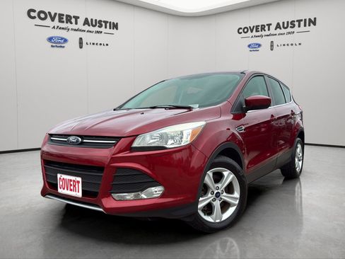 Used 2016 Ford Escape SE FWD image 1